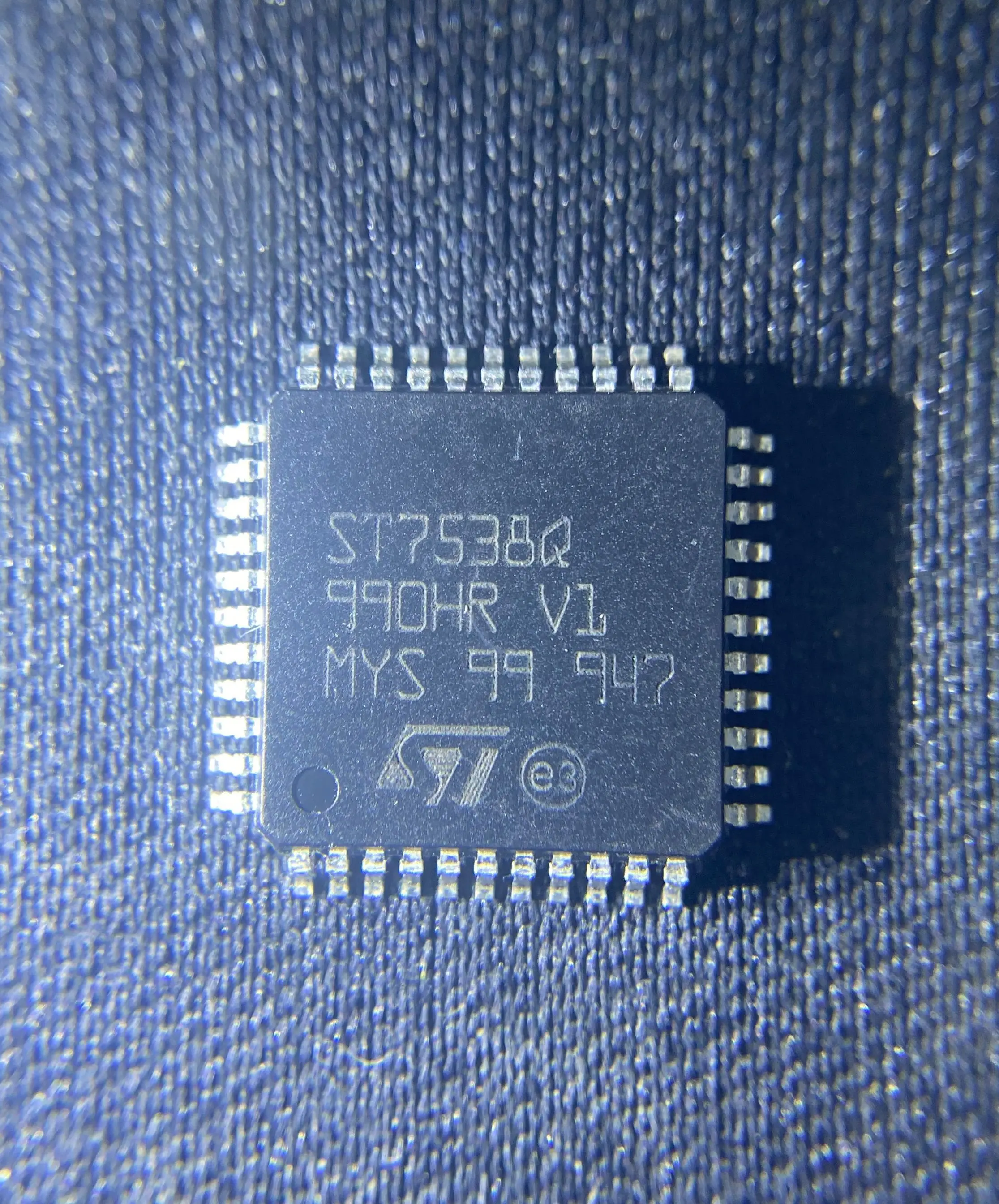 5 ~ 20ชิ้น/ล็อต ST7538 ST7538Q QFP44 100% ใหม่จัดส่งฟรี