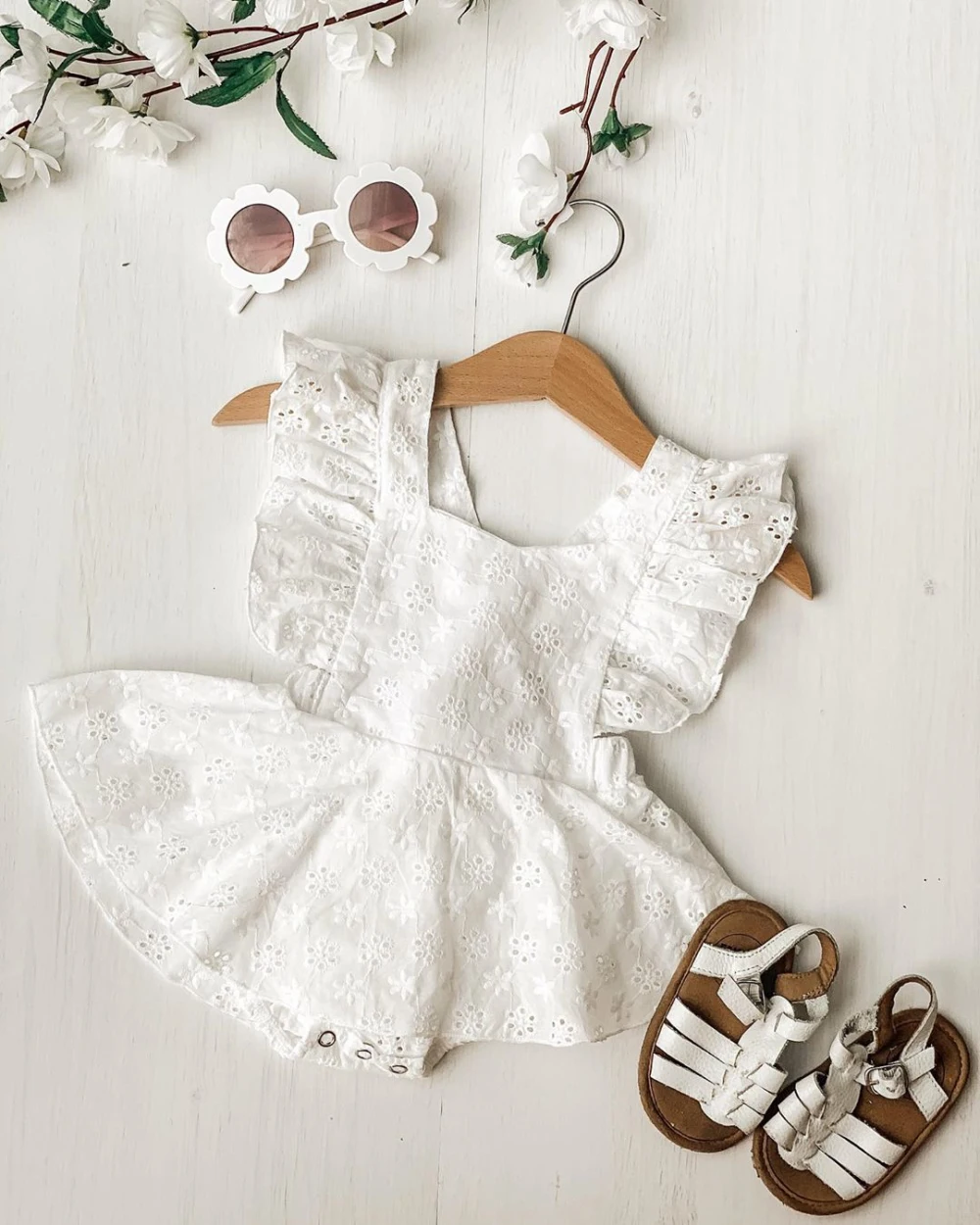 

2021 Baby Summer Clothing 2PCS Newborn Kids Baby Girl Clothes Lace Ruffled Romper Dress Floral Jumpsuit Solid White Outfits