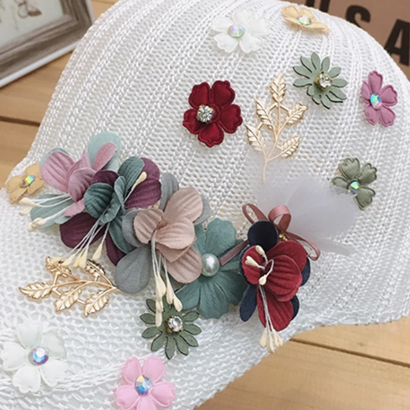 Elegant Women\'s Baseball Cap Hot Diamond Flower Girls Snapback Hats Woman Female Cap Mesh Summer Sun Hat