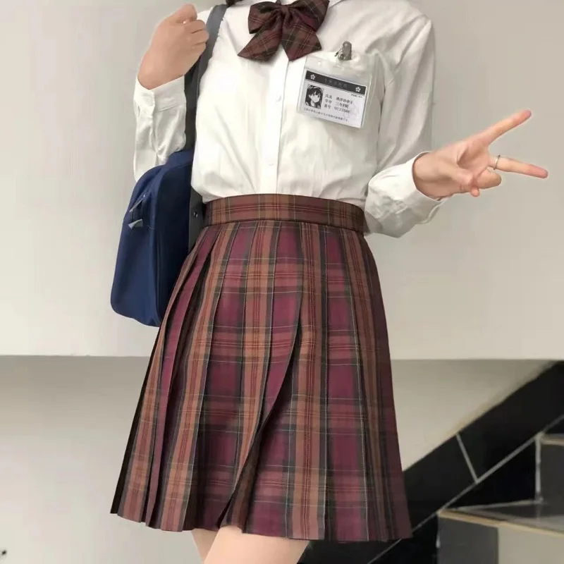 Hot Selling Vrouwen College Stijl Korte Rok Meisjes 'Herfst En Winter Nieuwe Jaar Rode Plooirok Jk Rok meisjes Korte Rok