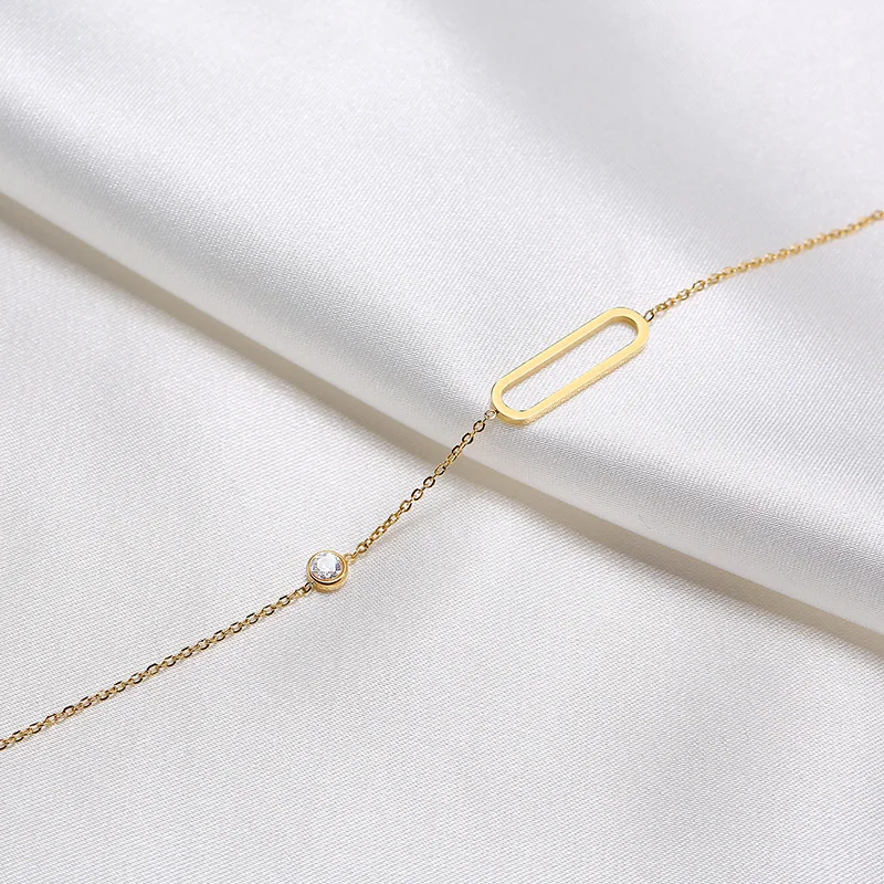 Thin Link Chain Necklace Carabiner Lock Pendant Cubic Zirconia One Stone Choker Necklace Women Valentine\'s Day Gift