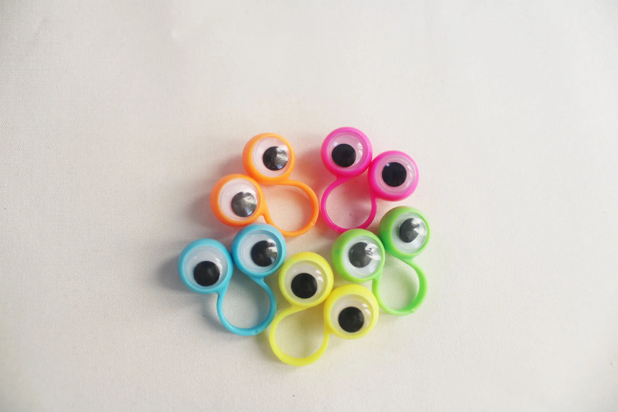 50pcs mix color movable toy eyes 35x18mm comical eyes for handcraft findings