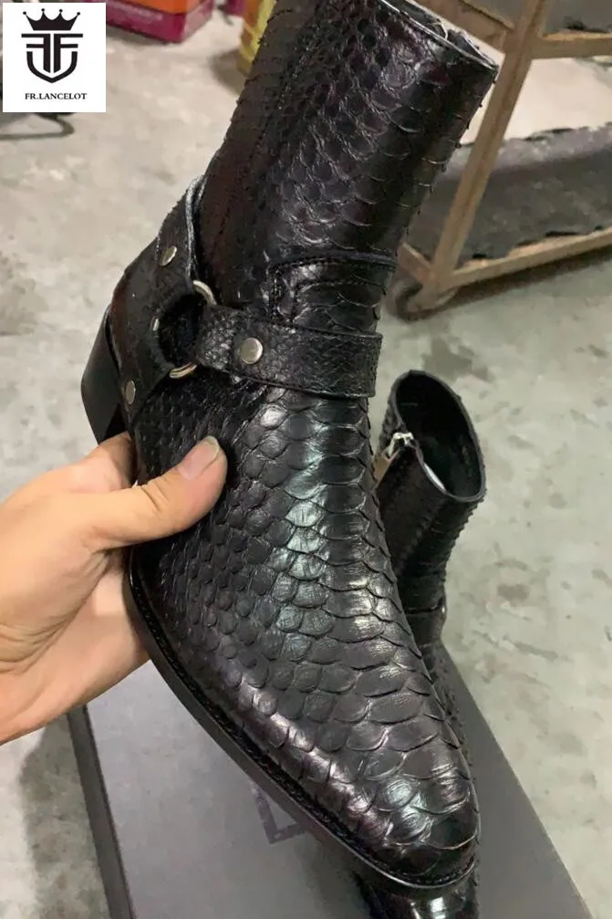 2021 brand new men real  boa snake leather boots point toe ankle booties male party shoes zip side belt men boots