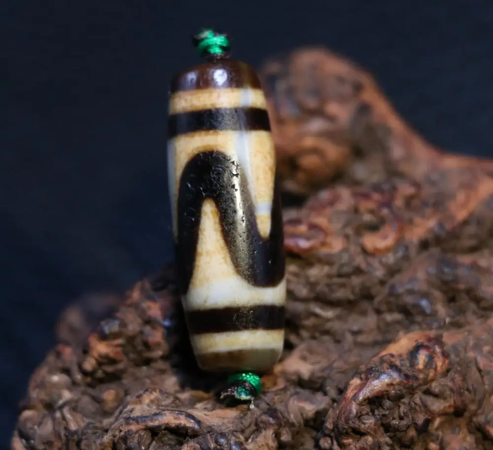 AL Treasure Magic Power Tibetan old Agate TIGER-TOOTH  dZi Bead Amulet Pendant Talisman Timestown UPD21Asw