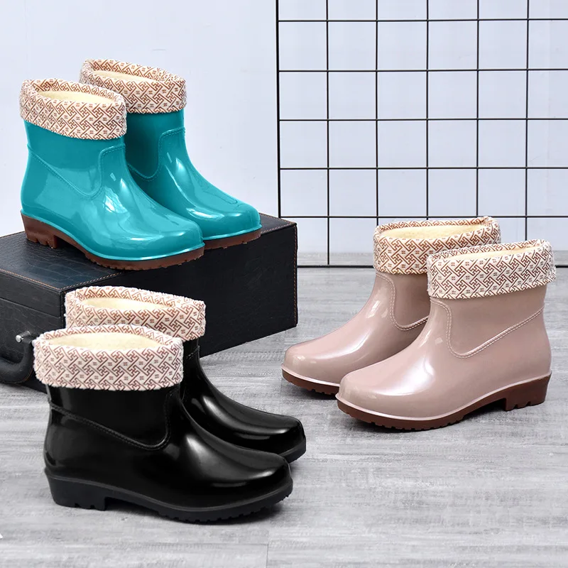 Ankle Rain Boots Women Rubber Shoes Men Bottine Femme Slip on Shoes Winter Plus Cotton Couple Rain Boots Waterproof Work Boots