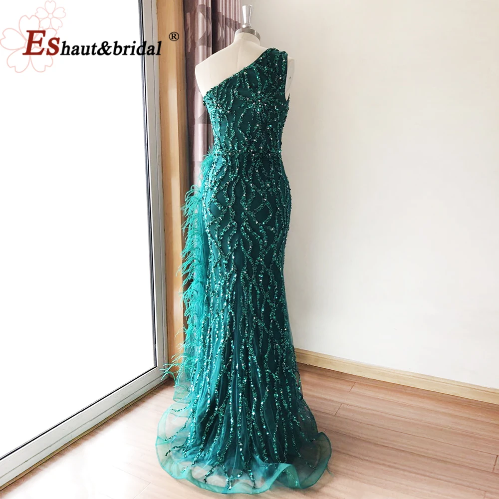 Vestidos de Noche verde de lujo con un hombro dividido para mujer, vestidos elegantes de sirena con cuentas y plumas para fiesta Formal de boda 2023