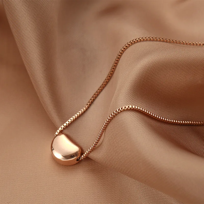 Rose gold titanium steel necklace, Acacia bean pendant collarbone necklace, Do not fade