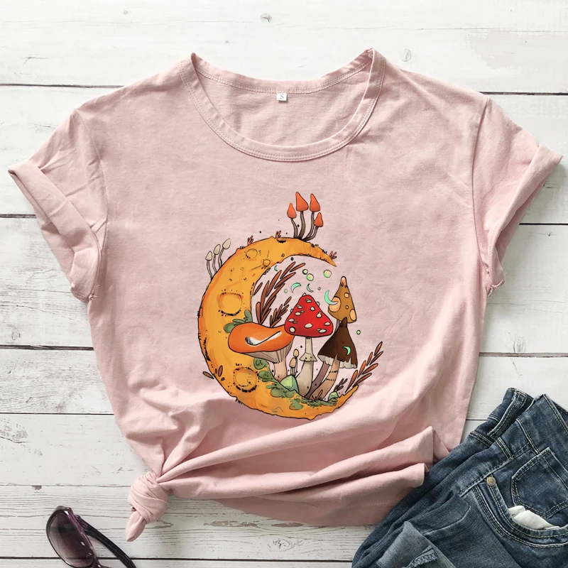 Aesthetic Moon And Magic Mushrooms Colored T-shirt Retro Mycology Fungi Tee Shirt Top Women Cottagecore Hippie Nature Tshirt