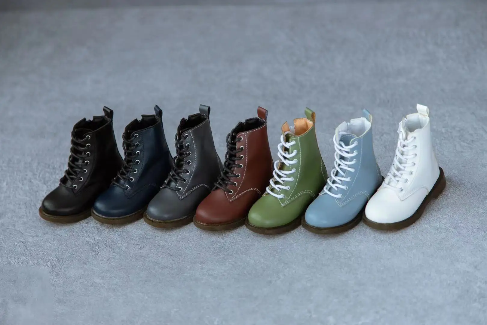 Sapatos de boneca bjd 1/3, bonito, sola macia, bico redondo, cano alto, multicolorido, preto, azul, verde, couro, botas de tornozelo, presente, acessórios de boneca