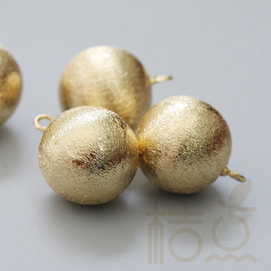 Element do rękodzieła - zawieszka kulka z mosiądzu szczotkowanego - 20 mm (3998C)