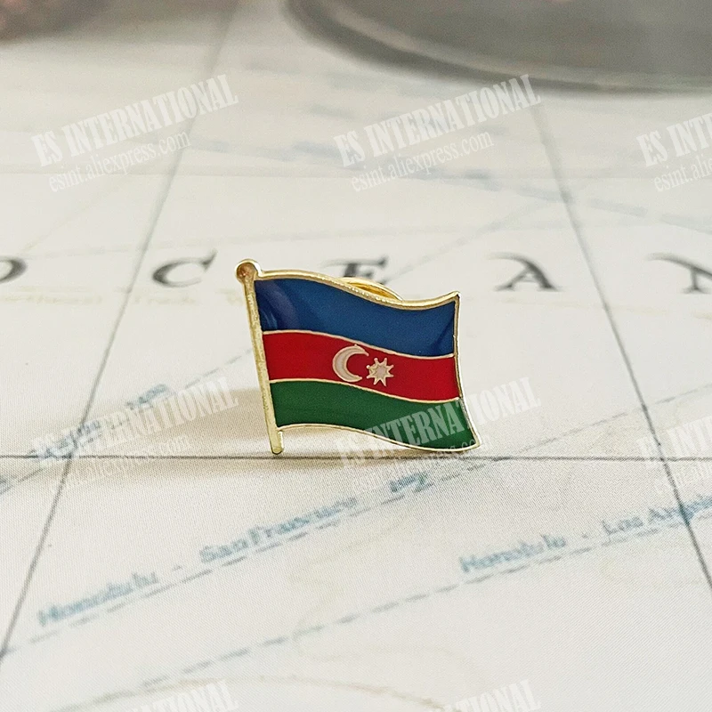 Azerbaijan  National Flag Crystal Epoxy Metal Enamel Badge Brooch  Collection Souvenir  Lapel Pins Accessories  Size 1.6*1.9cm