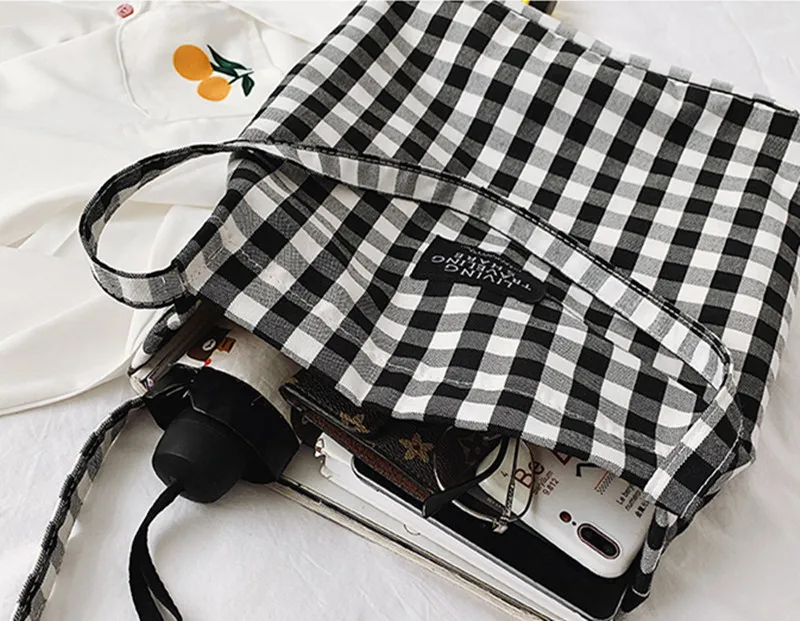 Fashion Simple Women Canvas Handbag Plaid Shoulder Bag Female Wild Black And White Check Tote Bag Campus Style Student Books Bag