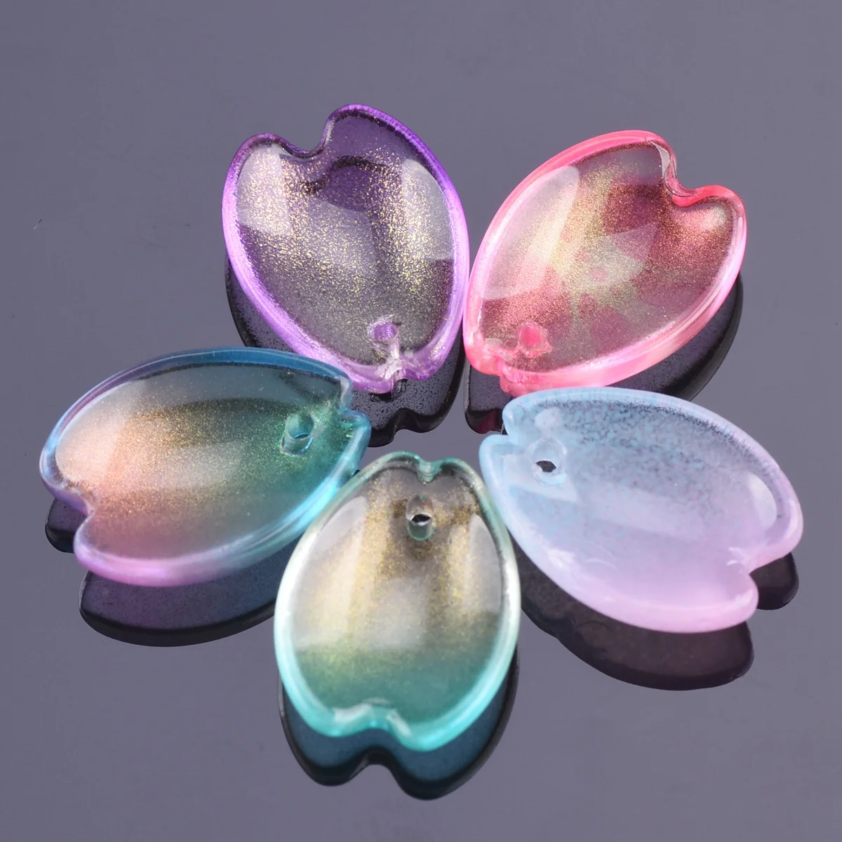 10pcs 15.5x12mm Petal Shape Crystal Glass Lampwork Loose Crafts Beads Top Drilled Pendants Beads for Jewelry Making DIY Flower