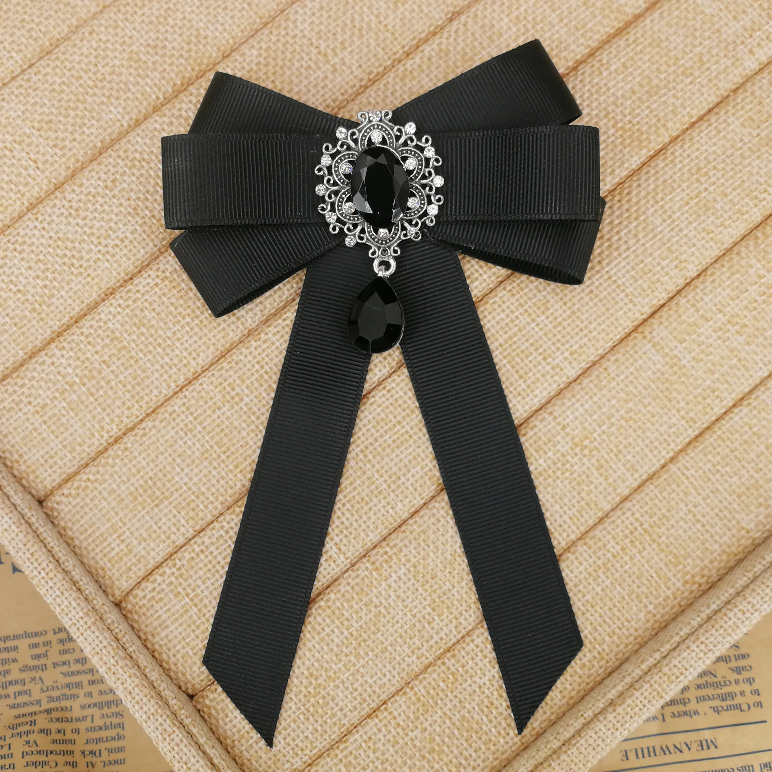 Fashion Black Red Ribbon Bow Brooch Rhinestone Crystal Fabric Cloth Art Luxury Wedding Dress Pins And Brooches Gift For Women