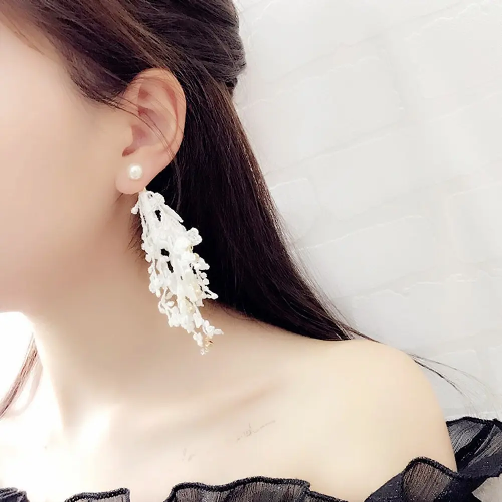 Fashion Lace Earring Female Drop Hanging Tassel Flower Fringe Dangle Statement Earring Boho Lace Women Wedding Pendant Jewelry