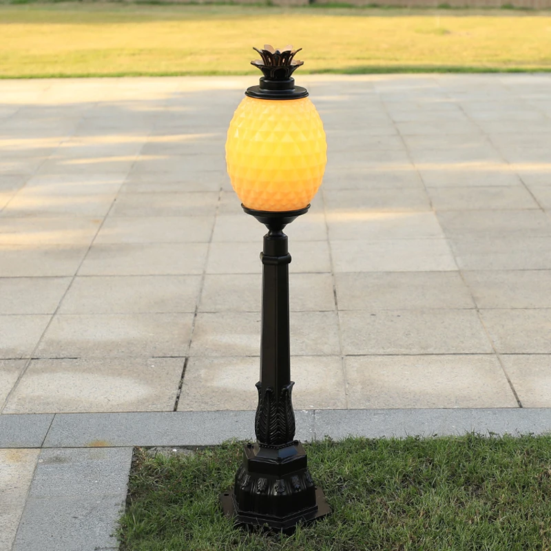 

Outdoor lawn lamp waterproof aisle yard creative imitation pineapple lawn lamp outdoor garden villa garden community