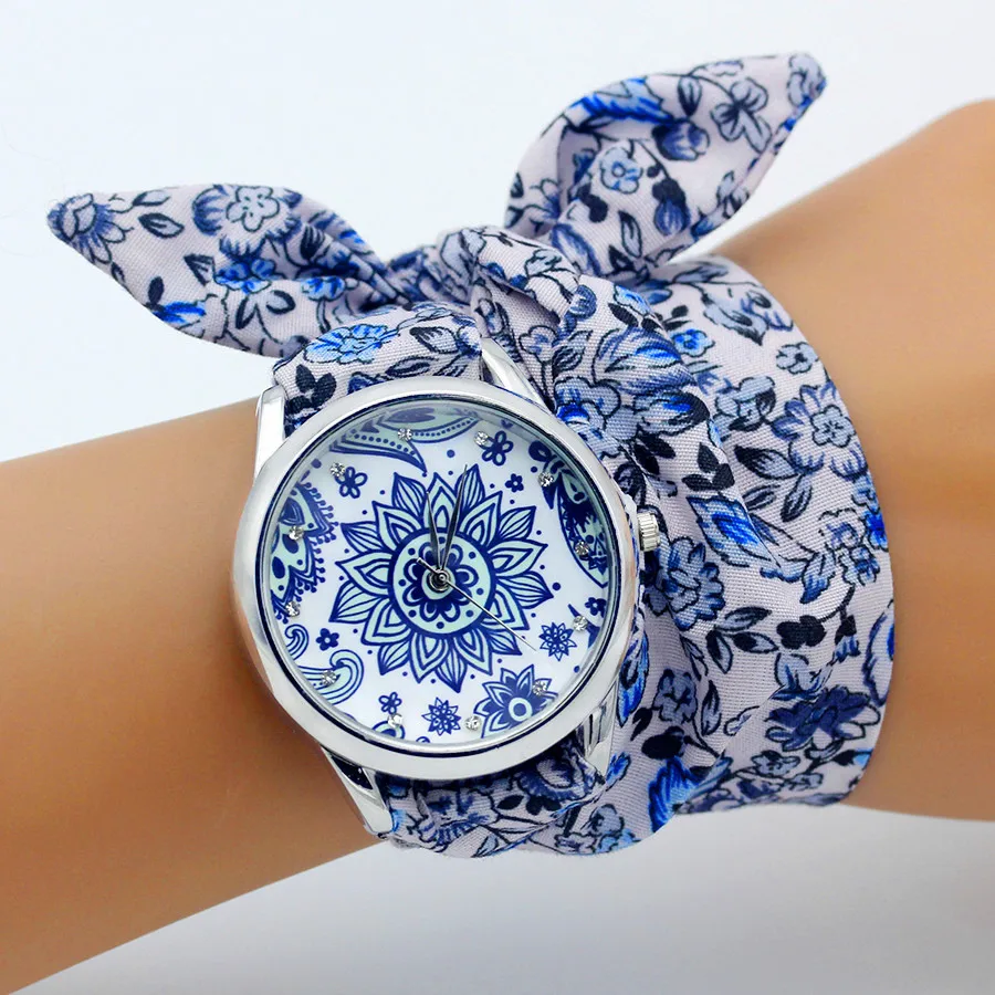 Shsby New Ladies Flower Cloth Wristwatch Fashion Women Dress Watch High Quality Fabric Watch Sweet Girls Bracelet Watch