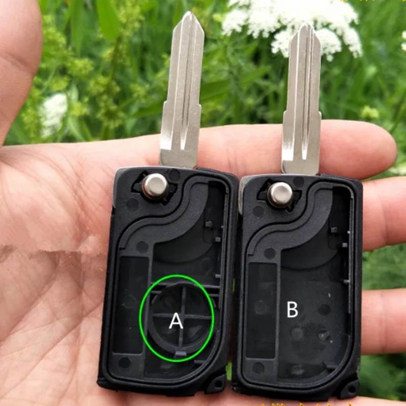 DAKATU 3 Buttons Replacement Flip Folding Remote Key Case Shell For Great Wall Hover Haval H3 H5 Keyless Entry Fob Key Cover