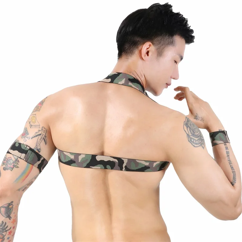 CLEVER-MENMODE Brust Bondage Gummiband Harness Sexy Männer Schultergurte Muskel Hohl Kostüm Halter Metall O-ringe Gürtel Tragen