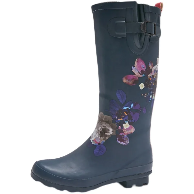 Beautiful Lady Female Rain Boots Fashion Delicated Rubber High Tube Mid-calf Rian Shoes With Beauty Pattern