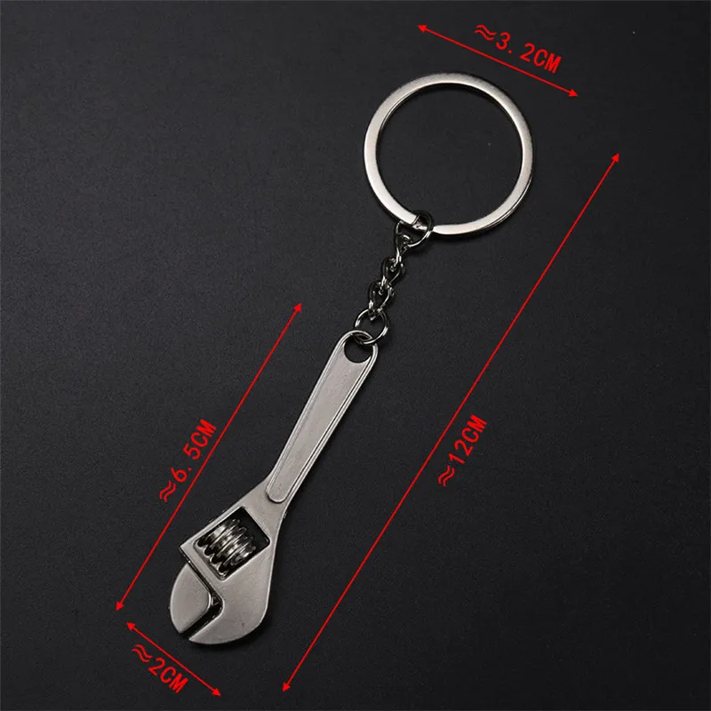 Mini Wrench Keychain Men Universal Car Metal Adjustable Spanner For Bicycle Motorcycle Portable Car Repairing Tools Fashion Gift