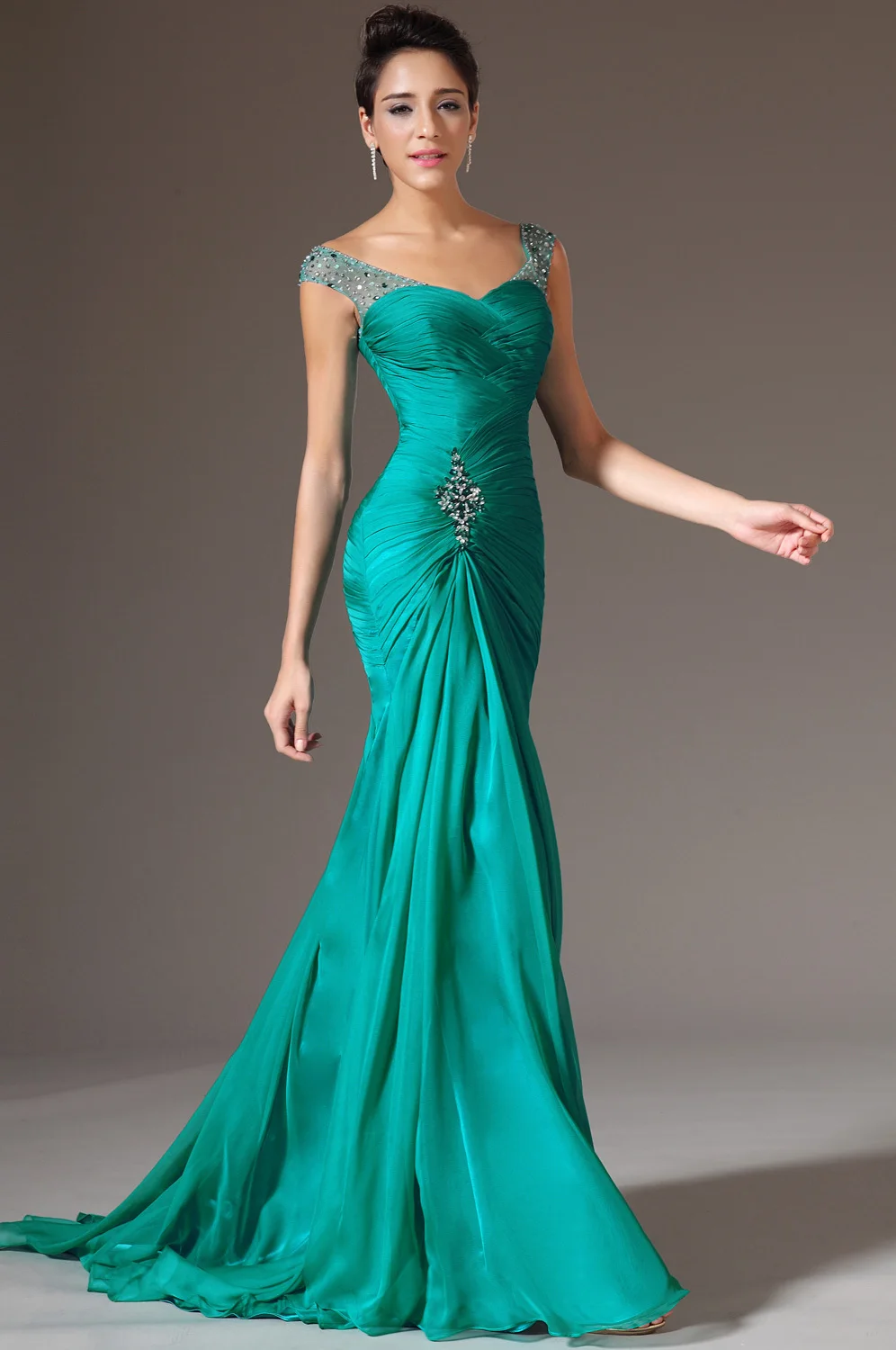 Hot Sale Green Color 2020 vestido de noiva Sheath Floor Length Long Pleats Crystal Chiffon Formal Prom Gown bridesmaid dresses