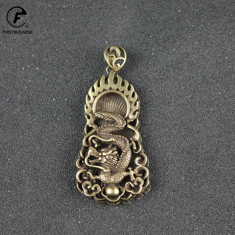 2021 نمط جديد العتيقة النحاس التنين الصيني قلادة قلادة الحيوان محظوظ نعمة الشخصيات الصينية FU هدية السنة الجديدة