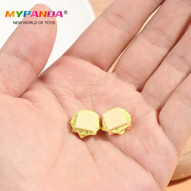 2pcs 1/12 Dollhouse Miniature Mini Sandwiches Simulation Food Clay Pretend Play food  Doll Kitchen Furniture Accessorie