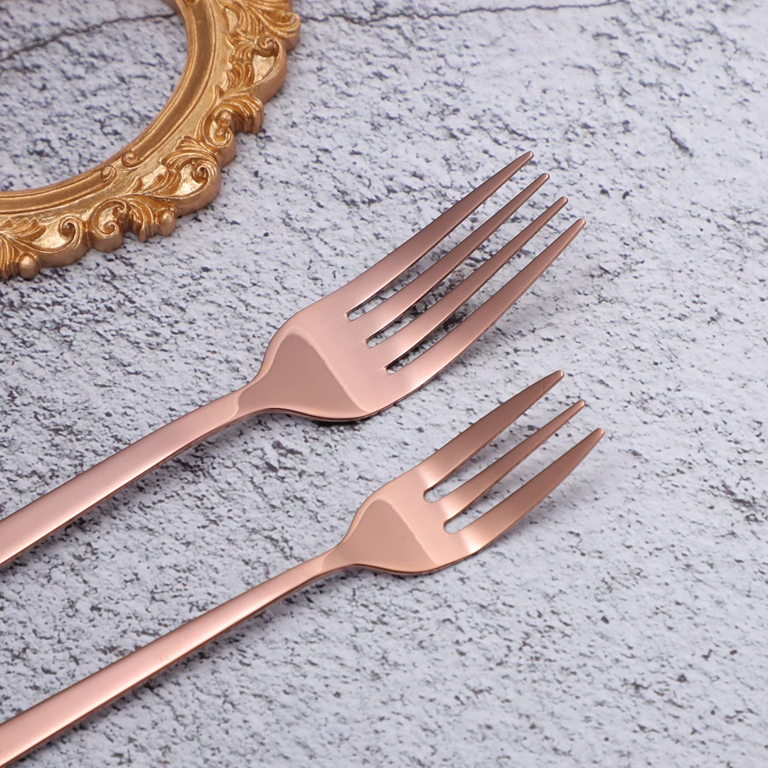 Rose Gold Cutlery Set Stainless Steel Cutlery Set Spoon Fork Knife Tableware Set Spoon Dinnerware Set Complete Dinner Set