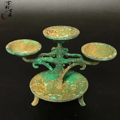 

Exquisite Antique Bronze Lamp Stand Of Qin And Han Dynasties Home Decoration Crafts