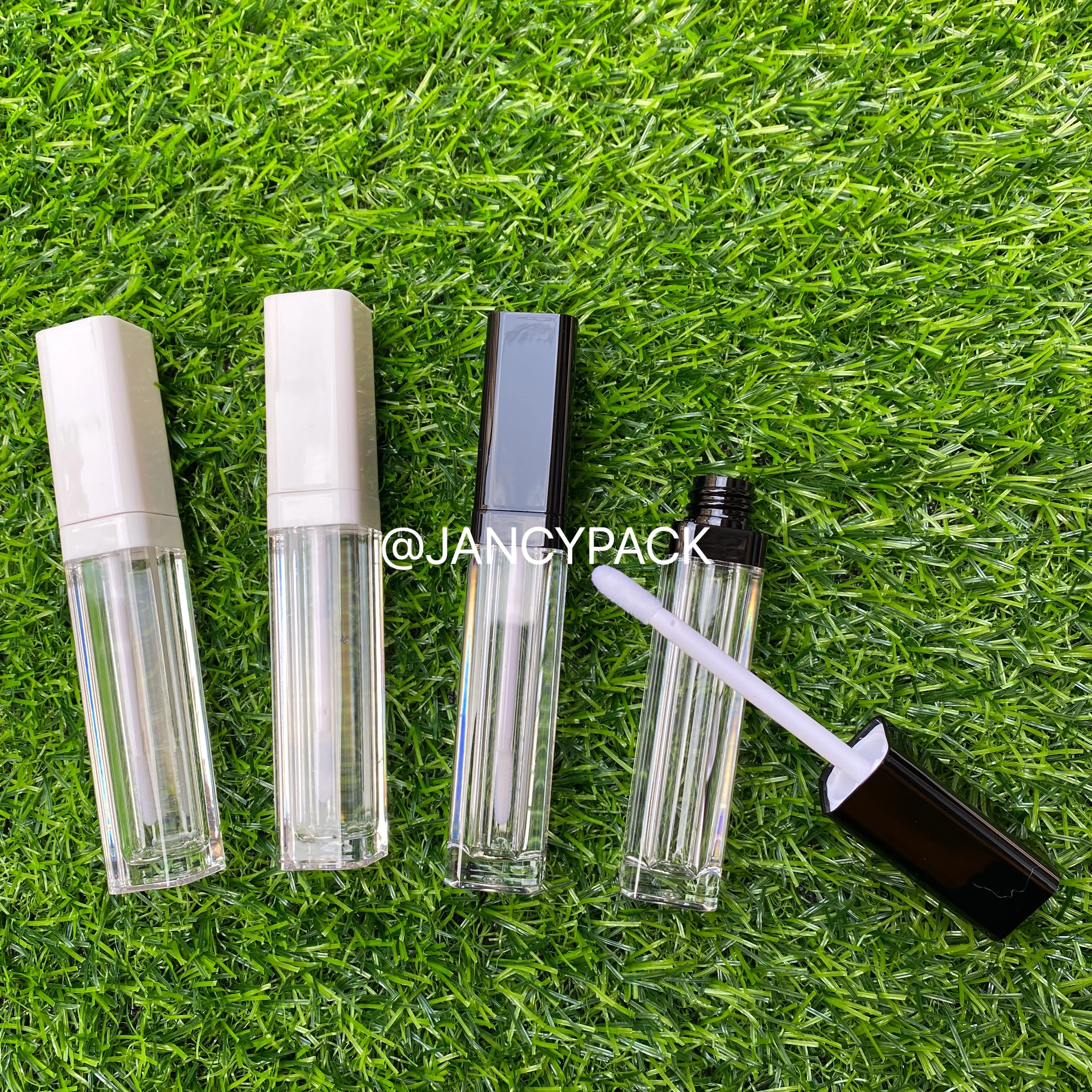 6.5ML White Black Lip Gloss Tubes Empty Lip Glaze Bottle DIY Lip Gloss Container  Lip Gloss Base Travel Bottle MakeUp Tool