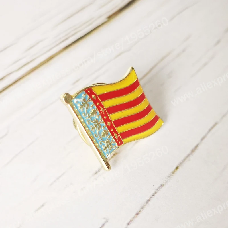 Valencia Flag Lapel Pins Spain Provincial Nationalities Region Brooch Crystal Epoxy  Metal Enamel Badge