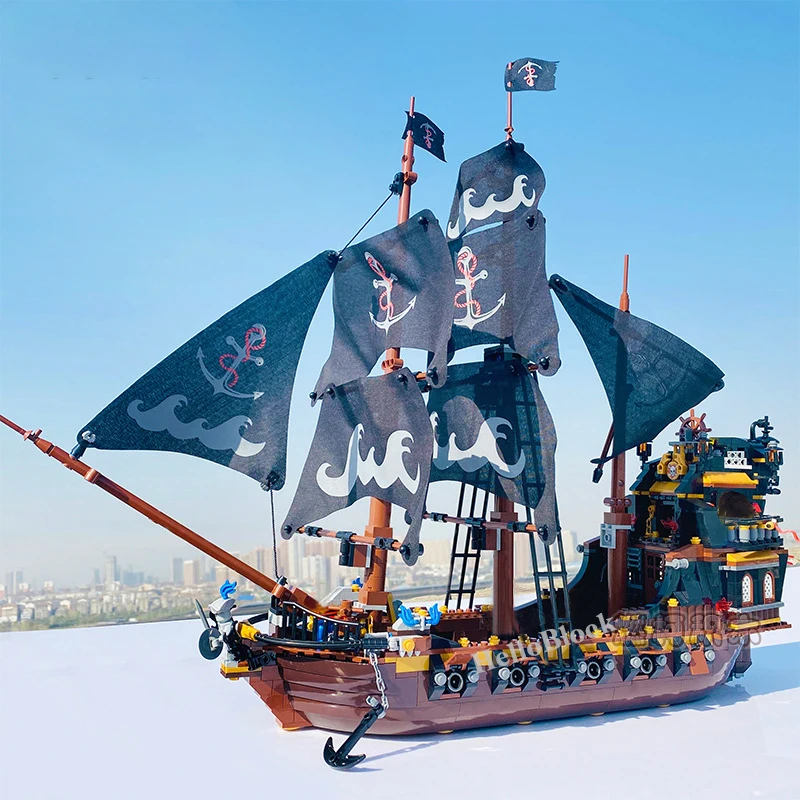 Ideas Enlighten Big Black Pearl Pirate Ship Building Block Military Pirates Royal Guards Battle Castle Boat Model Bricks Toy