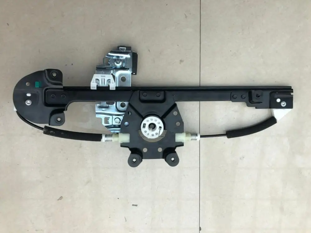 1pcs Window regulator Bracket Left Right Front Rear side for Chinese SAIC ROEWE 750 MG7 2010 Auto car motor part 10004549