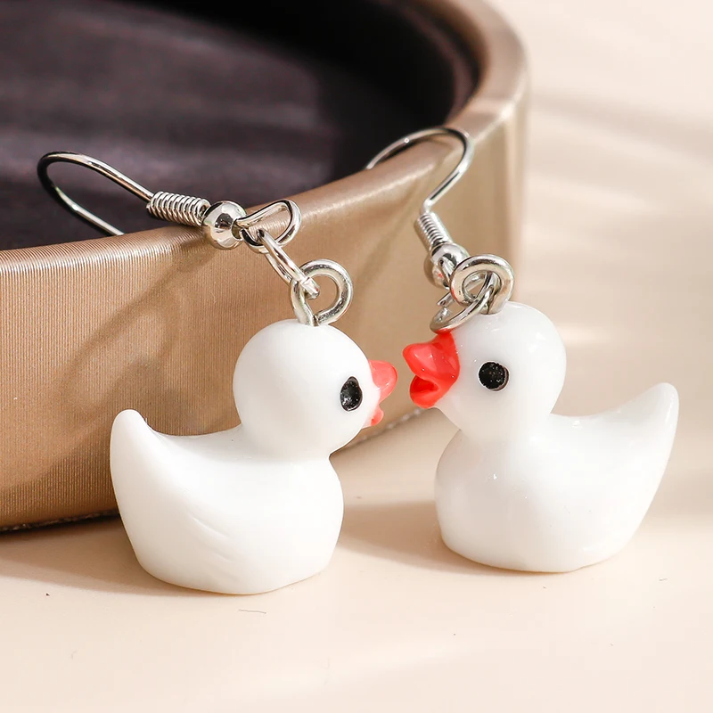 Aihua 3D Cartoon Gelbe Ente Ohrringe für Frauen Mädchen Original Niedliche Ente Tier Baumeln Ohrringe Neuheit Handgemachten Schmuck – Detail 6