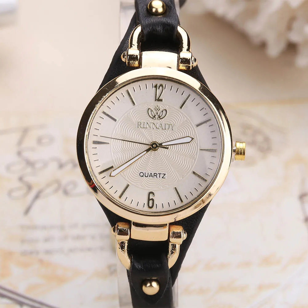 

Women Casual Watches Round Dial Rivet PU Leather Strap Wristwatch Ladies Analog Quartz Watch Gift H9