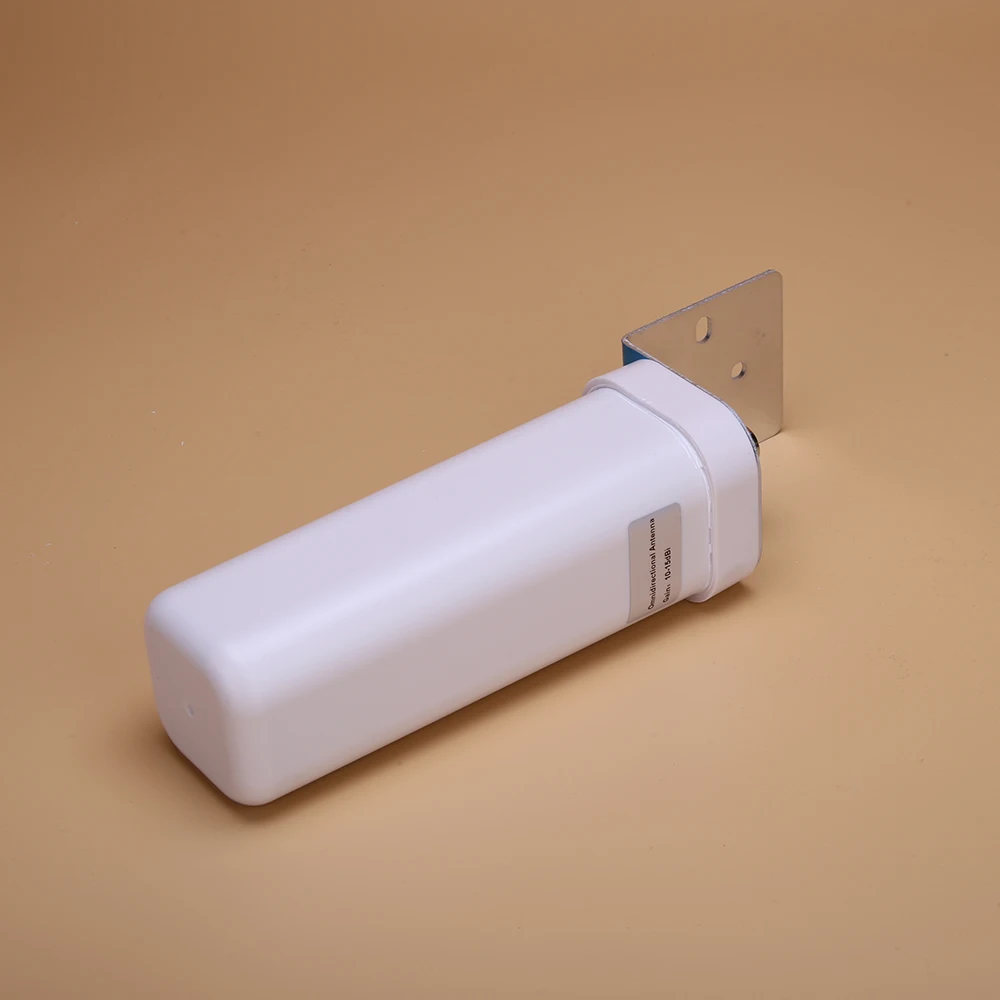 10dbi Gain 360 Degree Omni Directional Antenna WIFI 2.4G GSM 2G 3G 4G 700-2700Mhz All Direction Omnidirectional Antenna Cylinder