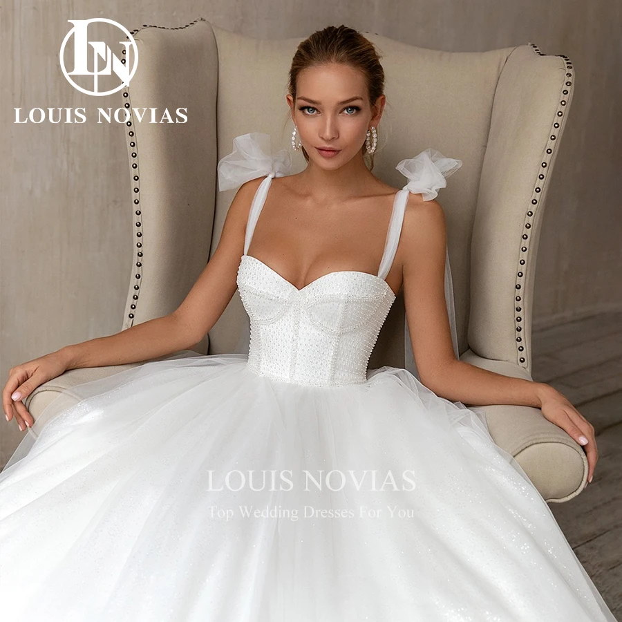 LOUIS NOVIAS Lace Wedding Dress Sexy Delicate Crystal Sweetheart Shining Tulle Flowy A-Line Wedding Gown Fairy Vestidos De Novia