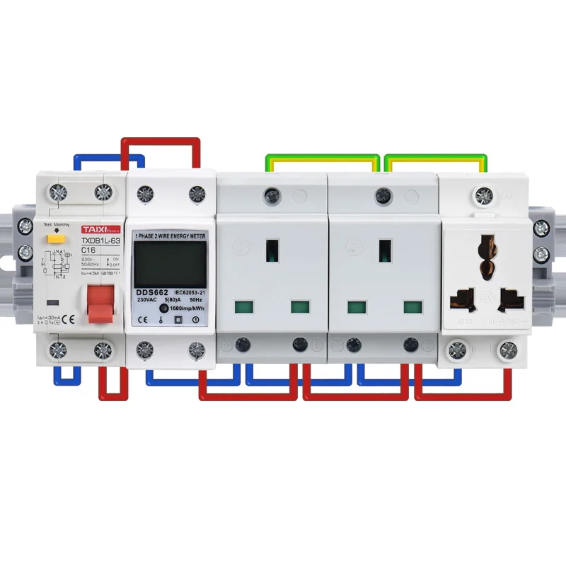 Outdoors Sockets UK US EU FR IT  Junction Box With Switch 110V 220V MCB RCBO 16A Home Wall Mounted Waterproof Distribution Case