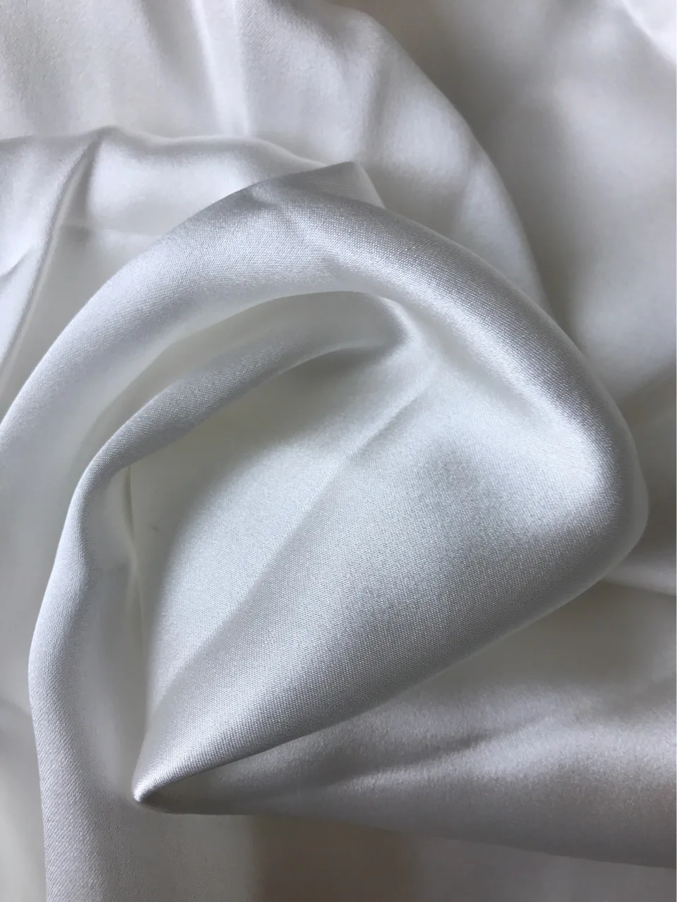 50 Meters 12 Mm Silk Satin Fabric 100%  Mulberry Silk Natural Off White Color  52 Gsm 55'' Width Small Wholesale