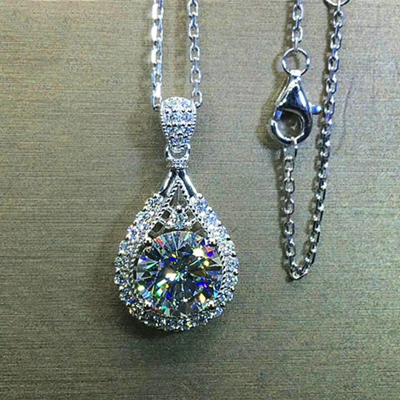 Huitan elegante Frauen Halskette stilvolle tropfen förmige Anhänger Silber Farbe wunderschöne weibliche Hochzeits schmuck Jubiläums geschenk
