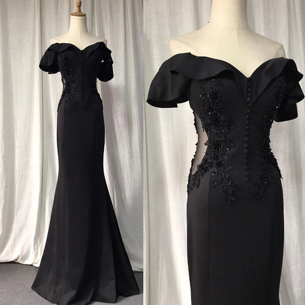 Black Evening Dresses Bead Appliques Lace Long Stretch Satin Mermaid Party Gown Off Shoulder Short Sleeves Women Gown Buttons