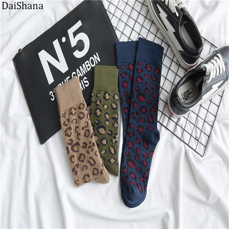 1 Pair High Quality Fashion Autumn Winter Women Socks Sexy Wild Trendy Lady Socks Long Cotton Leopard Print Retro Girl Socks