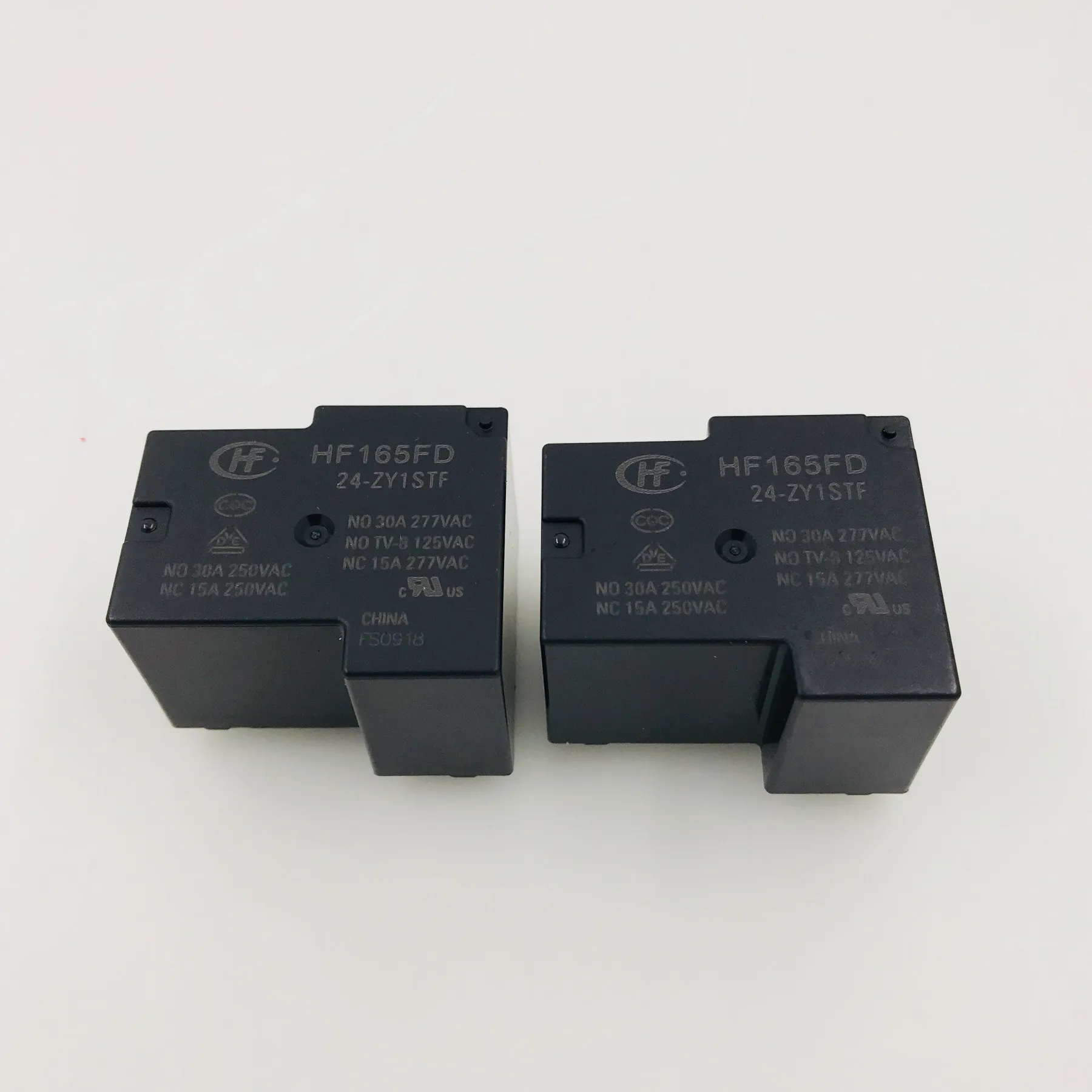 HF165FD-24-ZY1STF 024VDC 5pin 30A277VAC  relays