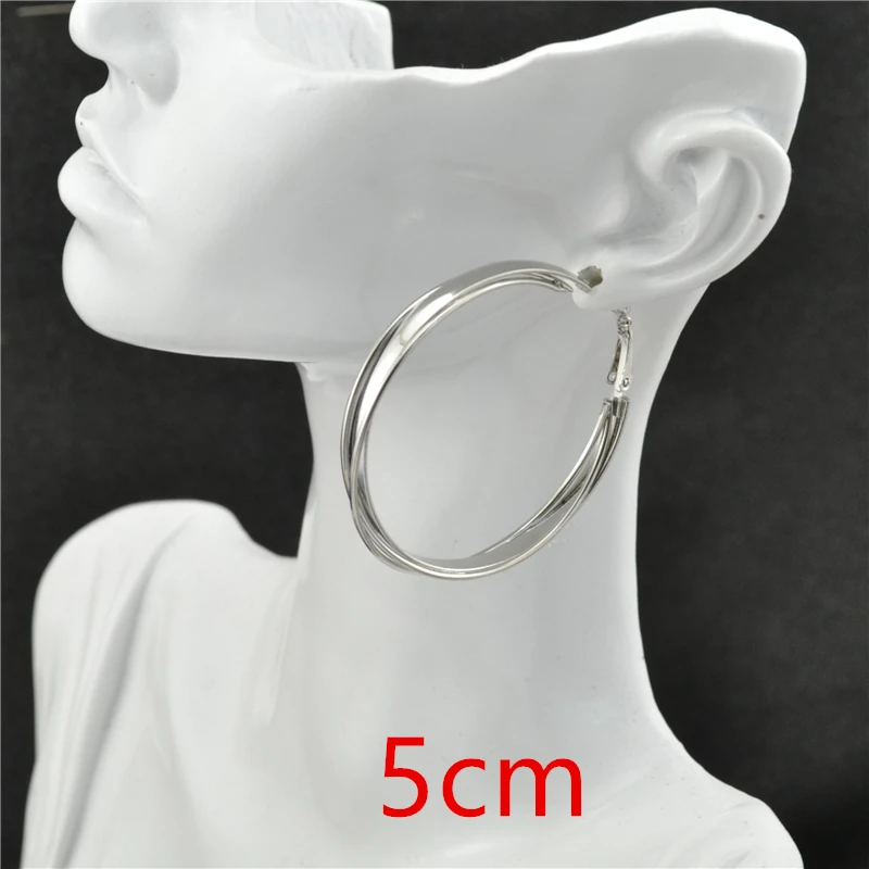 Clip earrings for women Not allergic Painless No need for pierced ears With cushion Fashion Casual Large circle ladies earrings