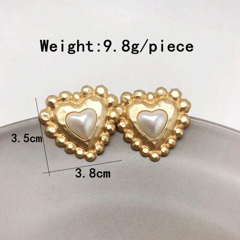 Geometric Elegant Alloy Fashion Earring Statement Metal Heart Round White Pearls Jewelry