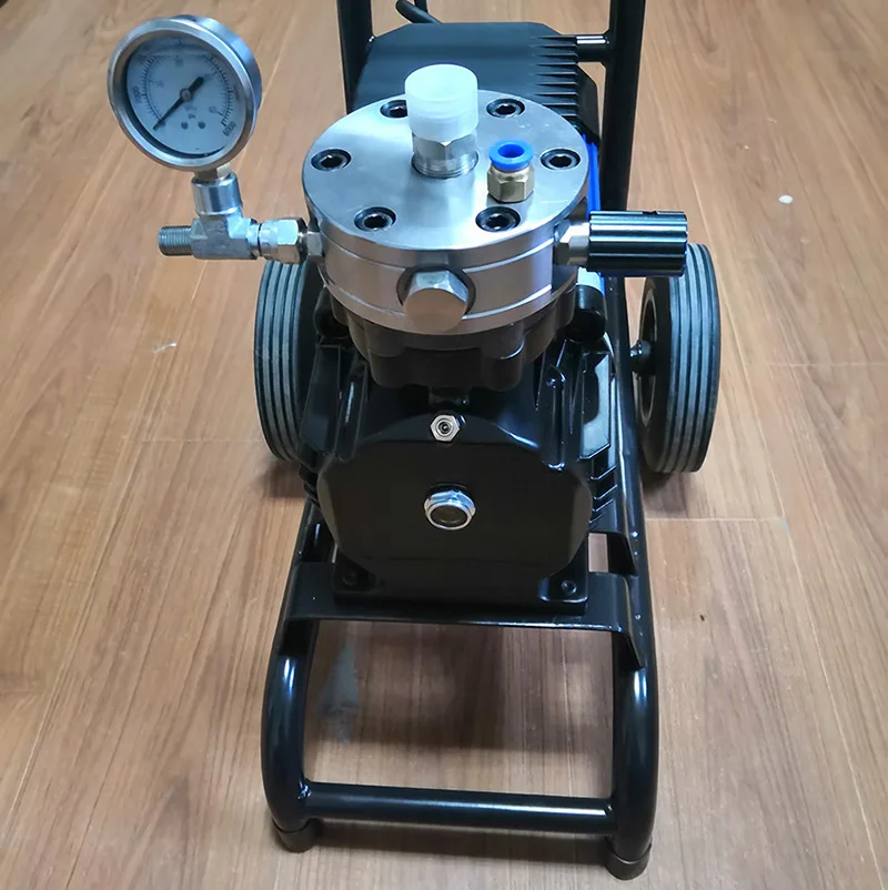 Piccola macchina di spruzzatura della pittura della famiglia DF990 della pittura del lattice della macchina di spruzzatura Airless ad alta pressione di 220V 3.5Kw