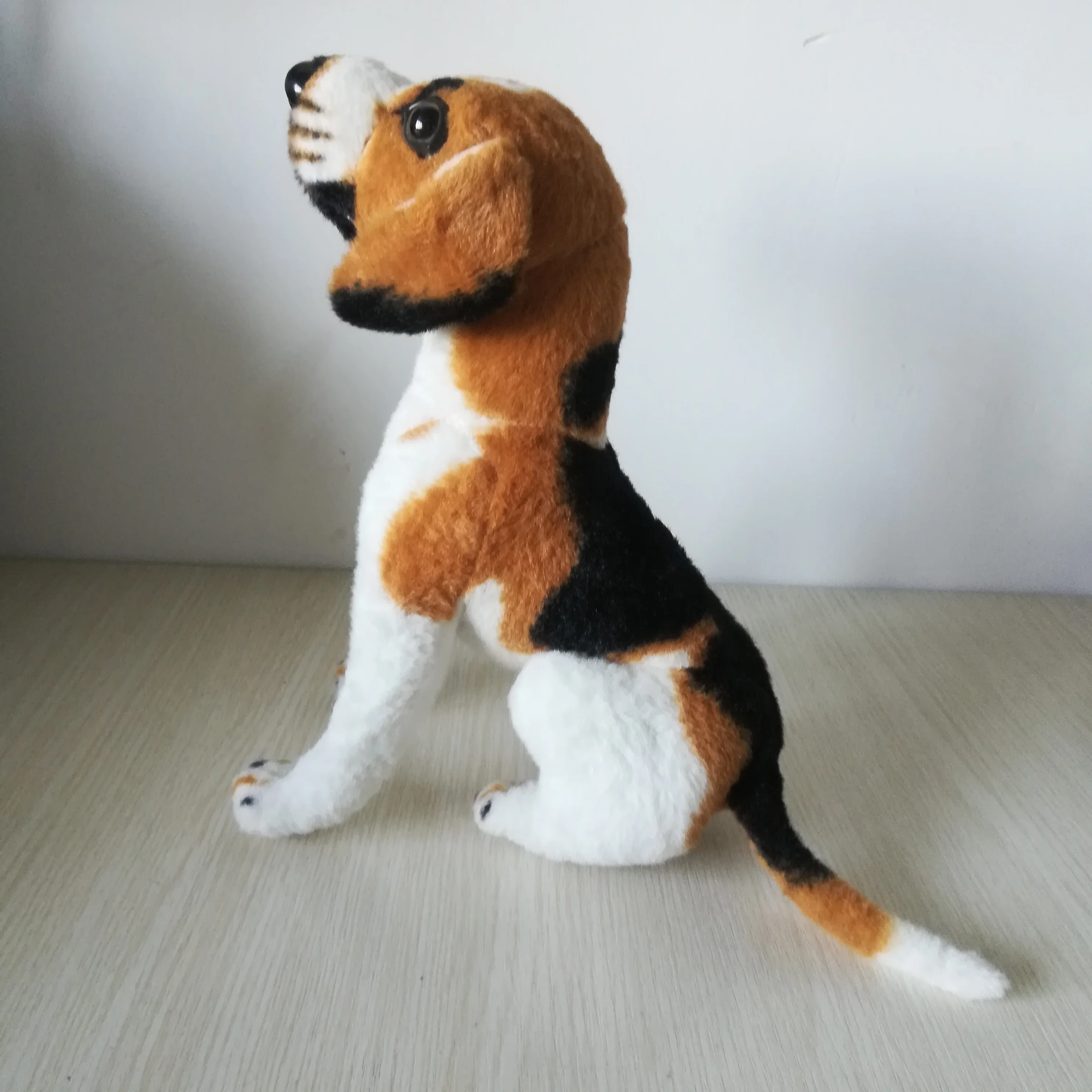 Animal en peluche 30cm simulation squat beagle chien en peluche poupée grand cadeau w465