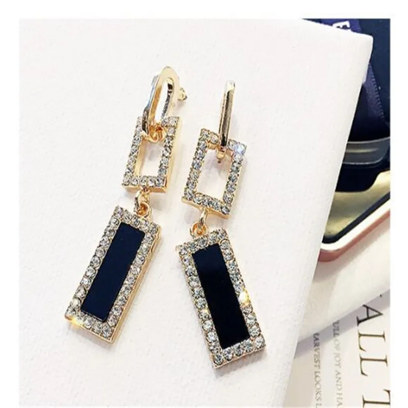 

Needle New Women's Fashion Accessories Black Geometric Splice Long Earrings Stylish Nail Style Earrings