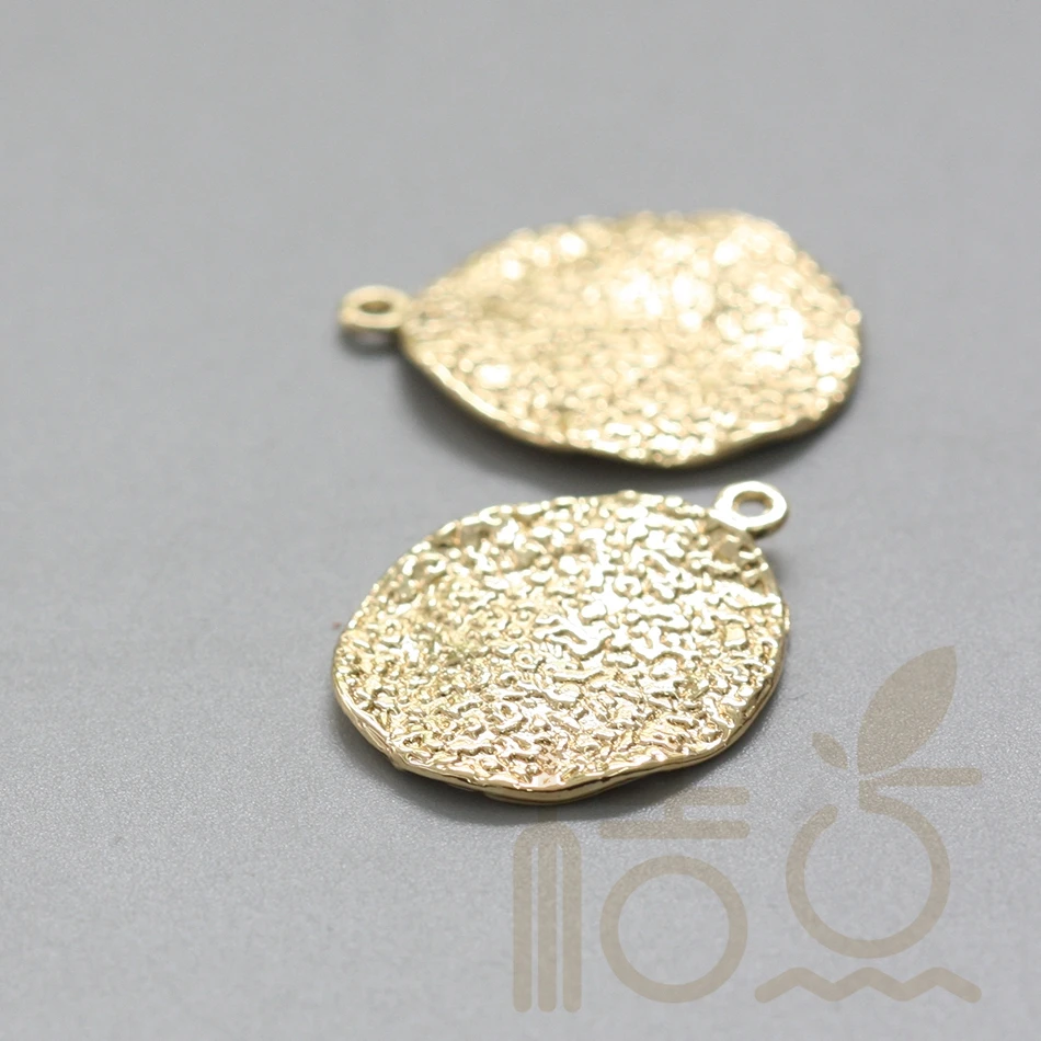 One Piece Premium Plated Zinc Based Alloy Charms-Textured Waved Disk 24x19mm (2516X)